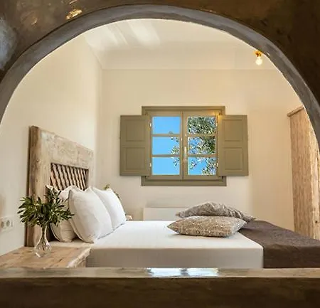 Villa Elixirium Períssa