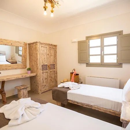 Elixirium * Perissa (Santorini)